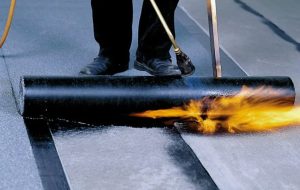 Ремонт наплавляемой кровли: решаем проблемы до появления протечек