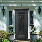 Стиль и надежность: лучшие модели металлических дверей сезона